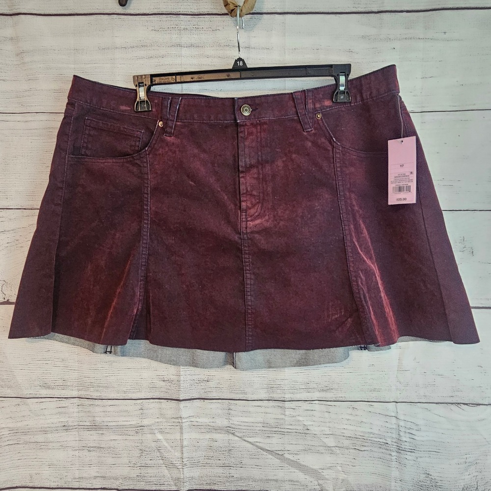 Wild Fable Size 17 Burgundy Flocked Denim Mini Skirt - NWT 1305